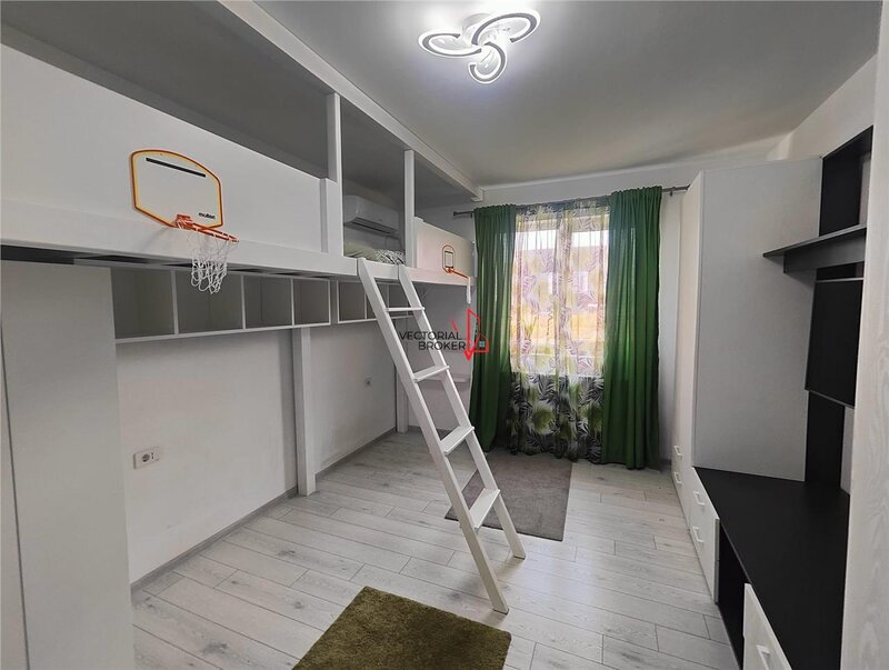 Ansamblul Sam Residence apartament 2 camere   curte 50 mp