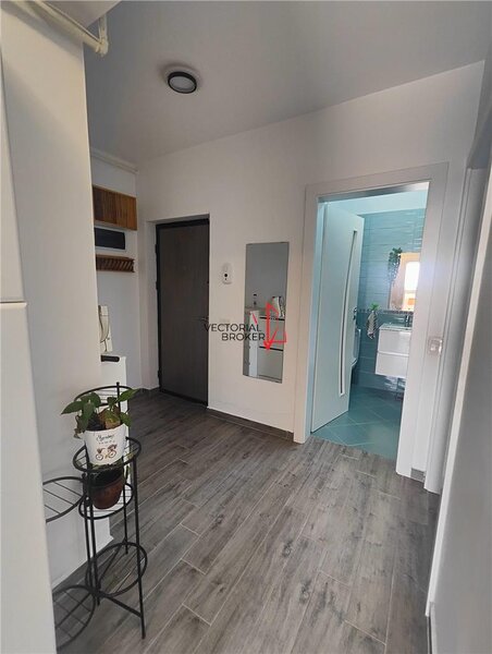 Ansamblul Sam Residence apartament 2 camere   curte 50 mp